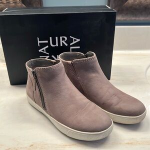 Naturalizer Nubuck Bootie
